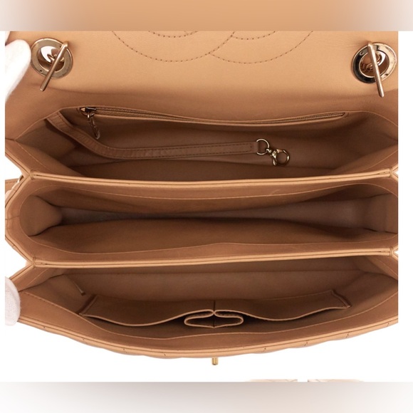 CHANEL CC Calfskin Leather Cream Chevron Medium Top Handle Leather ShoulderBag - Picture 10 of 11